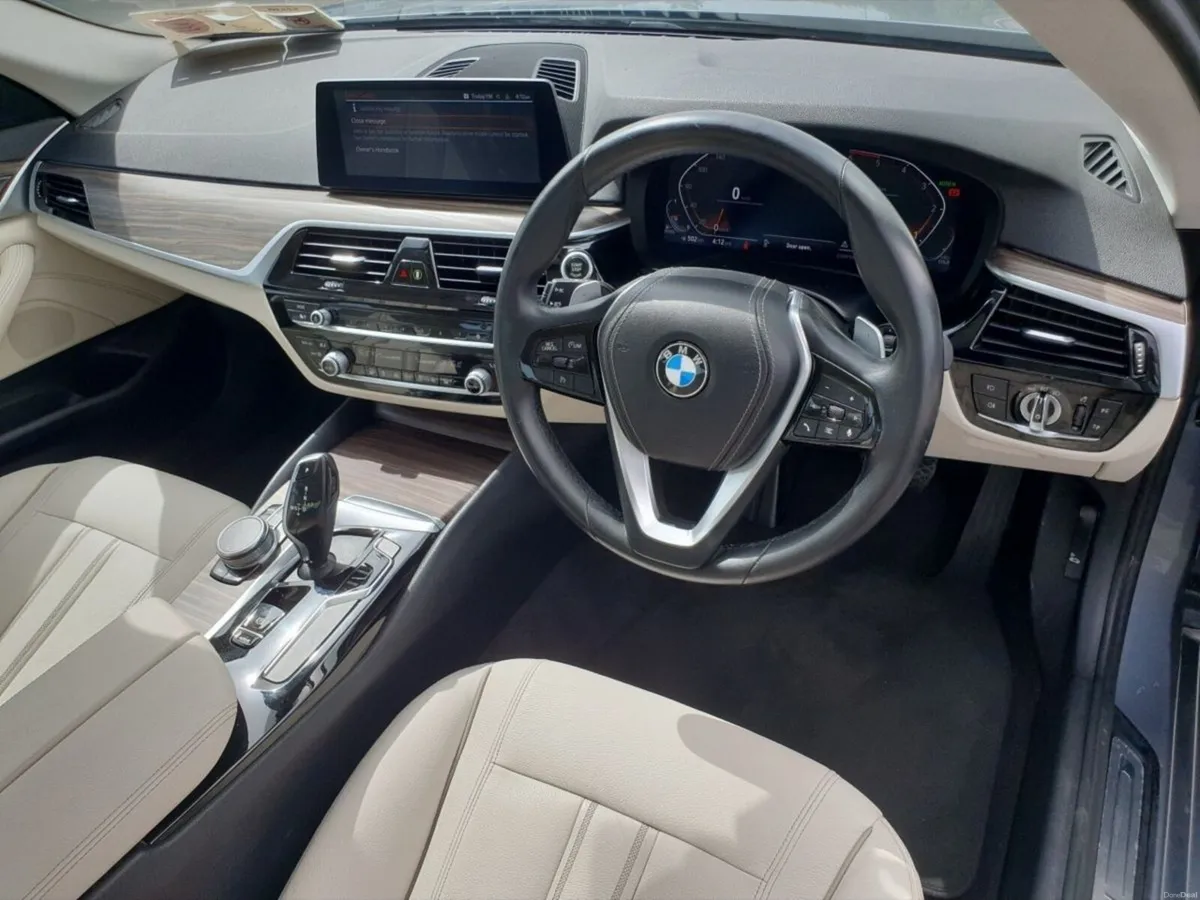 BMW 5-Series 520d SE Saloon - Image 6