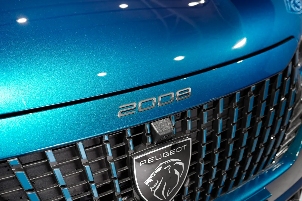 2026 Peugeot 2008 Allure Hybrid 110bhp e-DCS6 Auto - Image 4