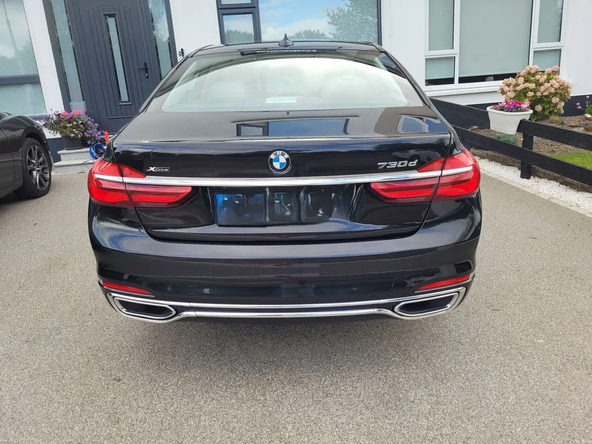 BMW 7-Series 2017 - Image 4