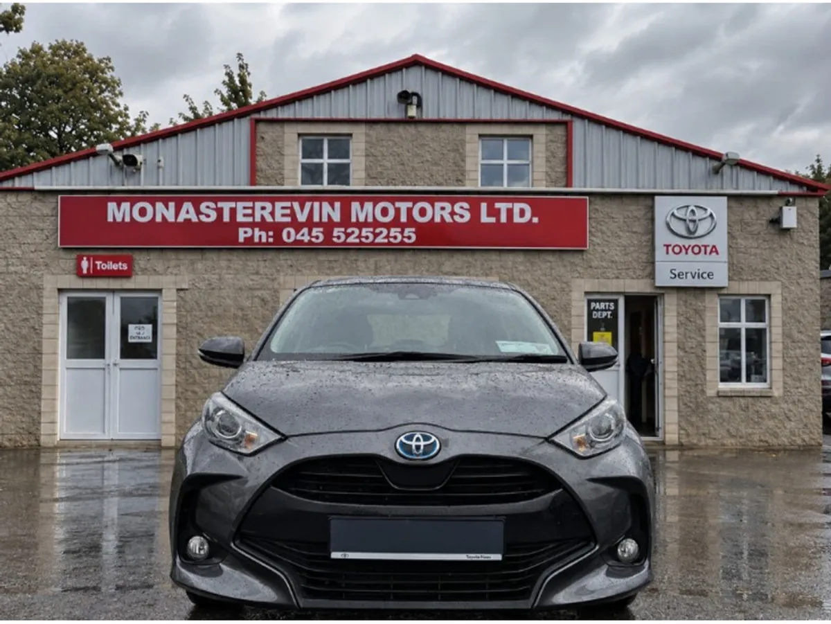 Toyota Yaris *ORIGINAL IRISH CAR*  1.5 - Image 5
