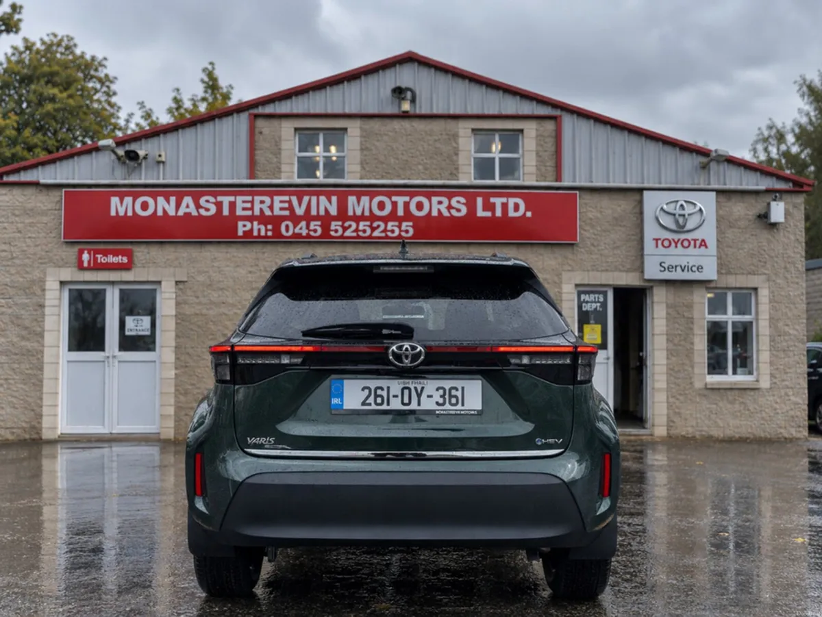 Toyota Yaris Cross *ORIGINAL IRISH CAR*  LUNA SPOR - Image 4