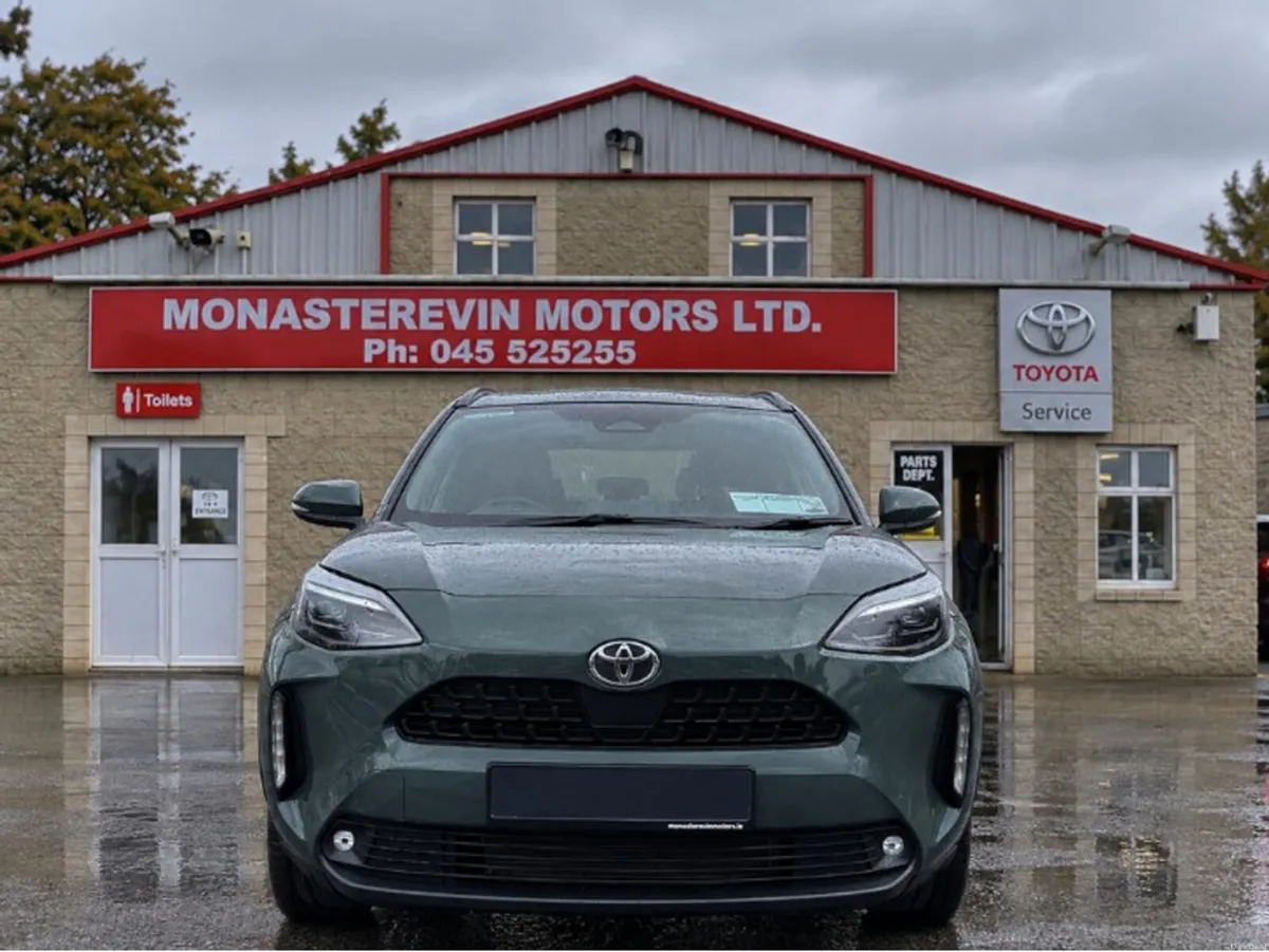 Toyota Yaris Cross *ORIGINAL IRISH CAR*  LUNA SPOR - Image 5
