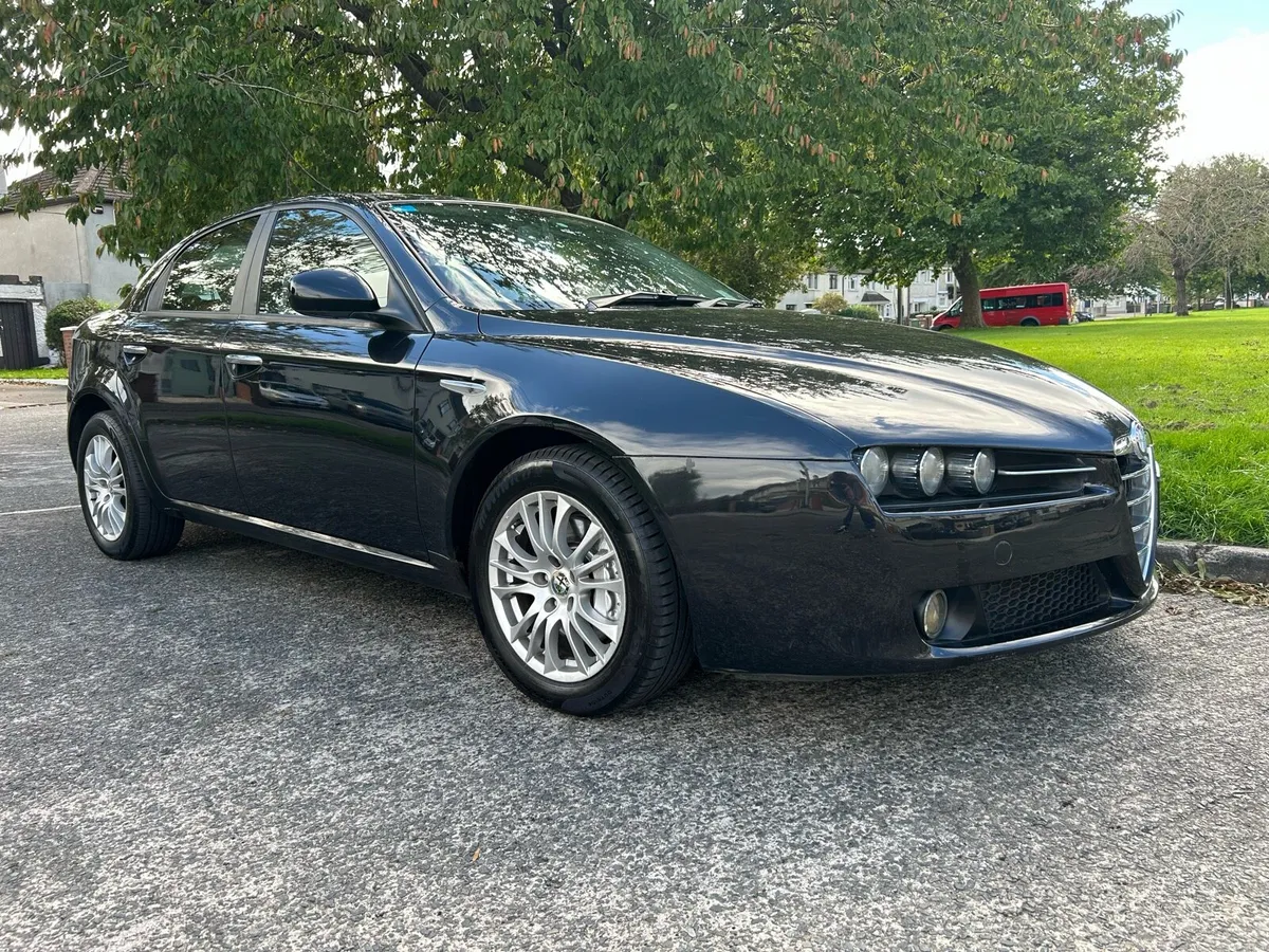 2010 Alfa Romeo 159 1.9 Turismo // NEW NCT - Image 1