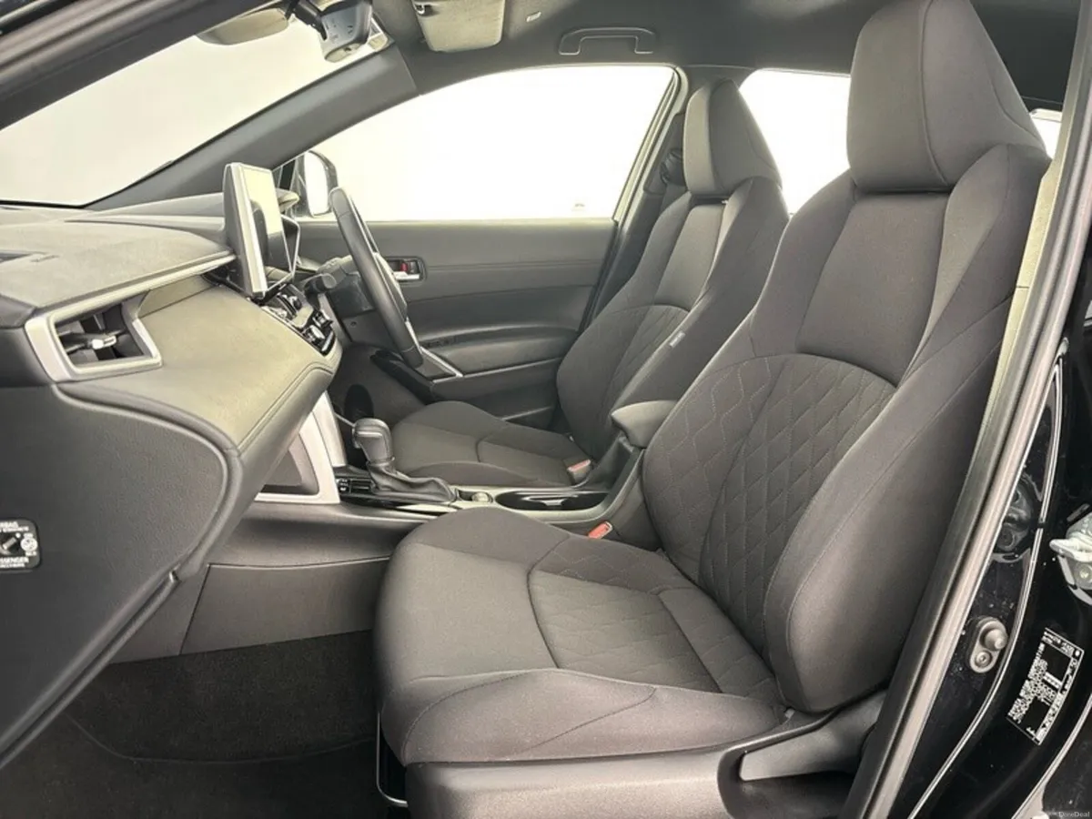 Toyota Corolla Cross CROSS LUNA 1.8 - Image 6