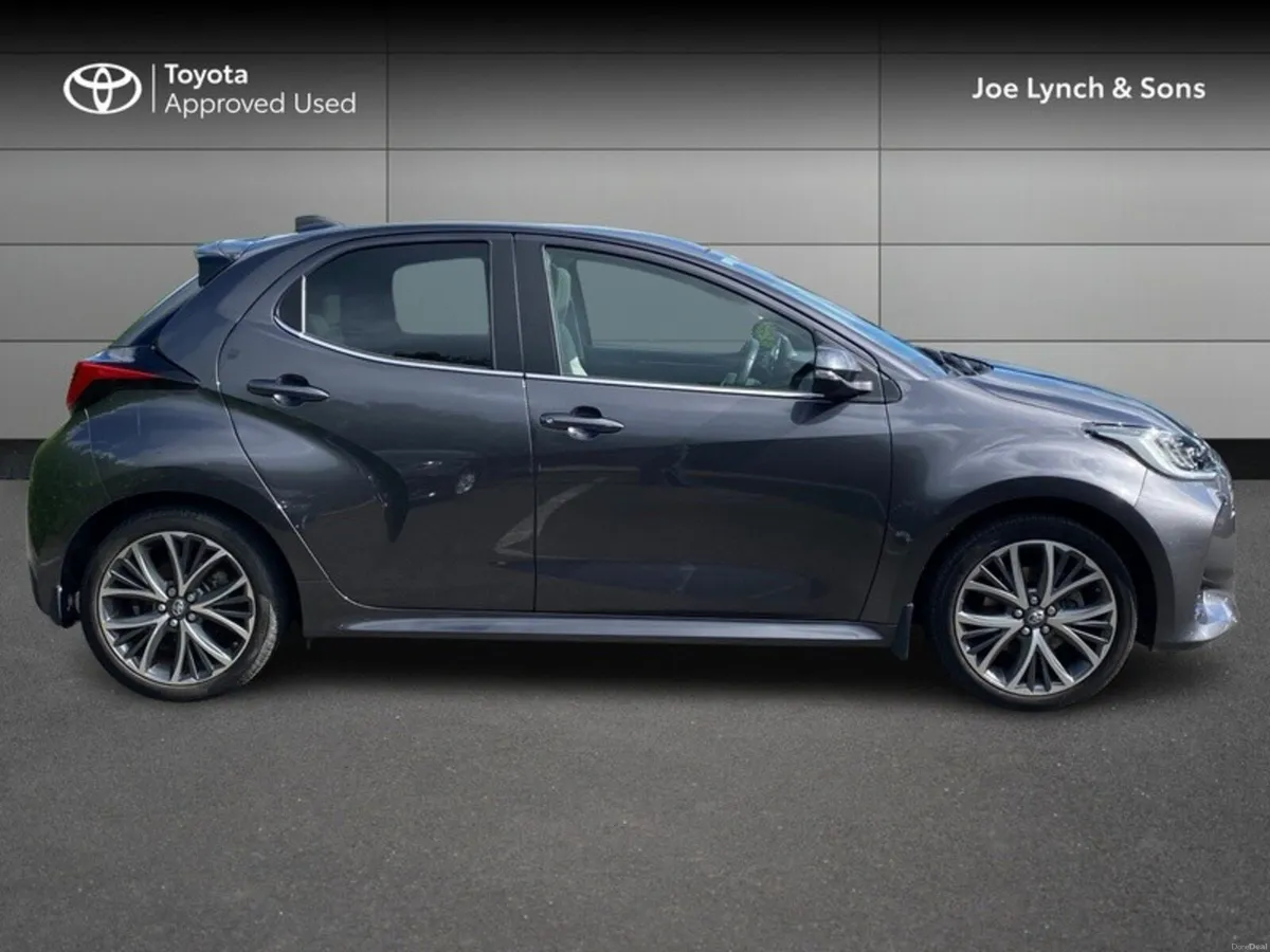Toyota Yaris YARIS 1.5 HYBRID PLATINUM - Image 3
