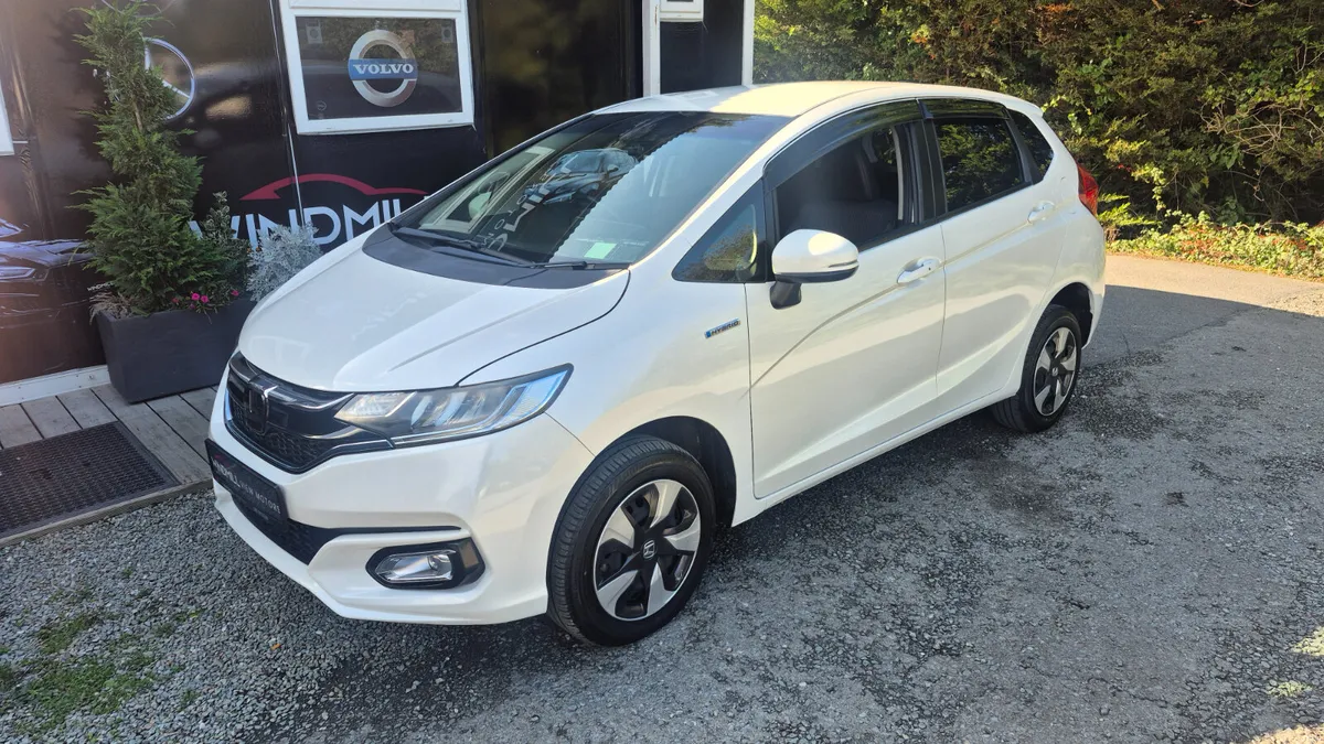 Honda Fit 1.5 Comfort eHEV - Image 4