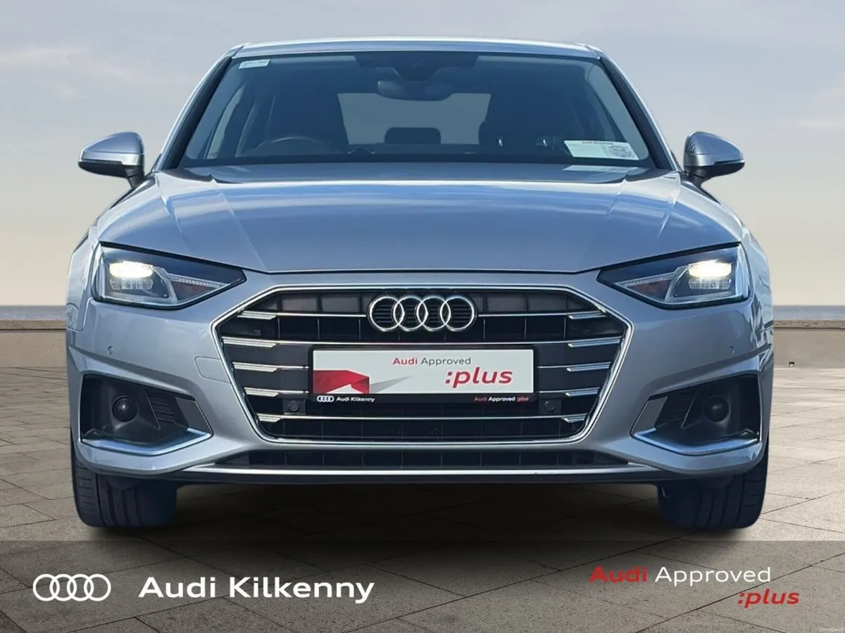 Audi A4 SE S TRONIC 2.0 TDI 163 BHP 4DR *1 OWNER - - Image 2