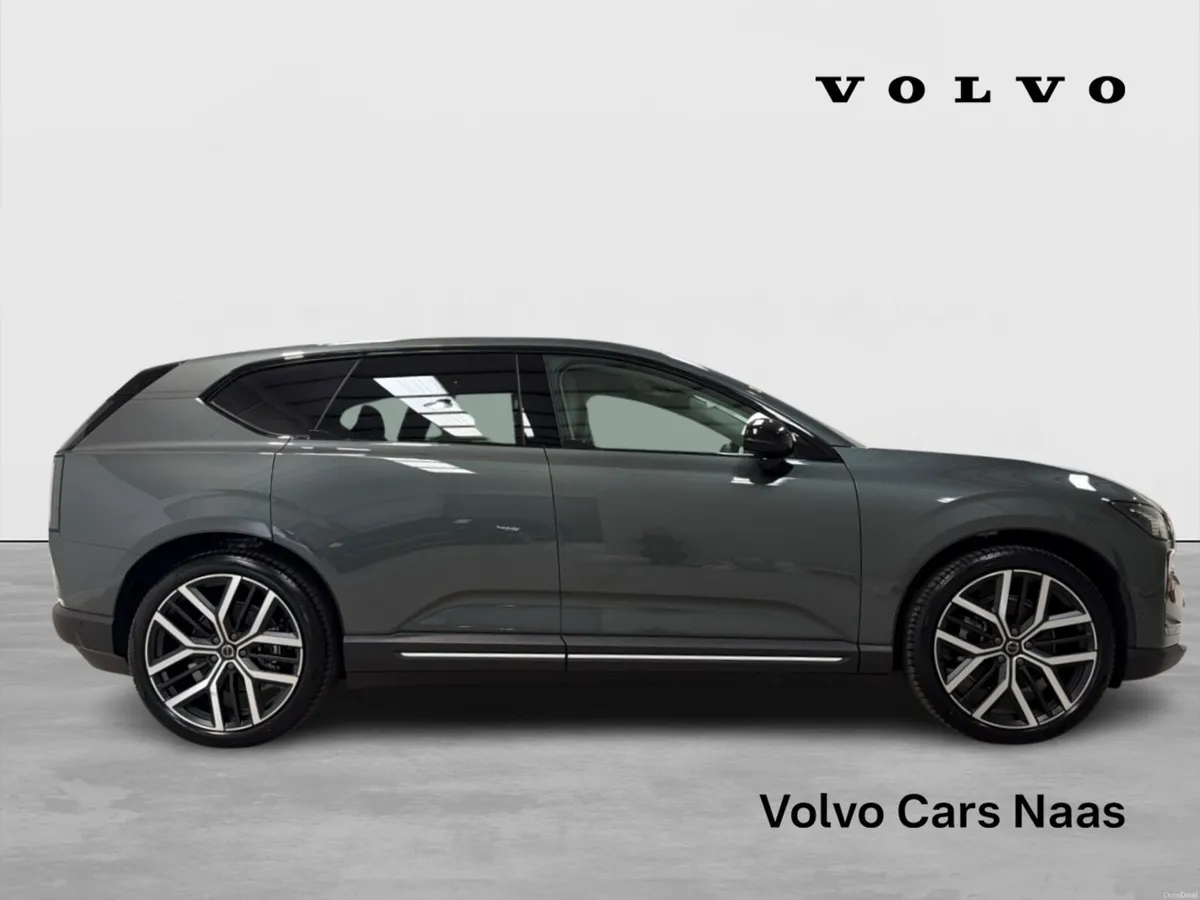 Volvo EX60 2026 - Image 3