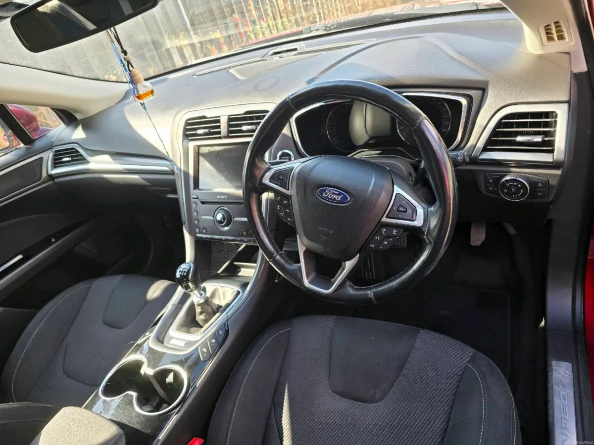 FORD MONDEO TITANIUM 1.6TDCI 115PS - Image 6