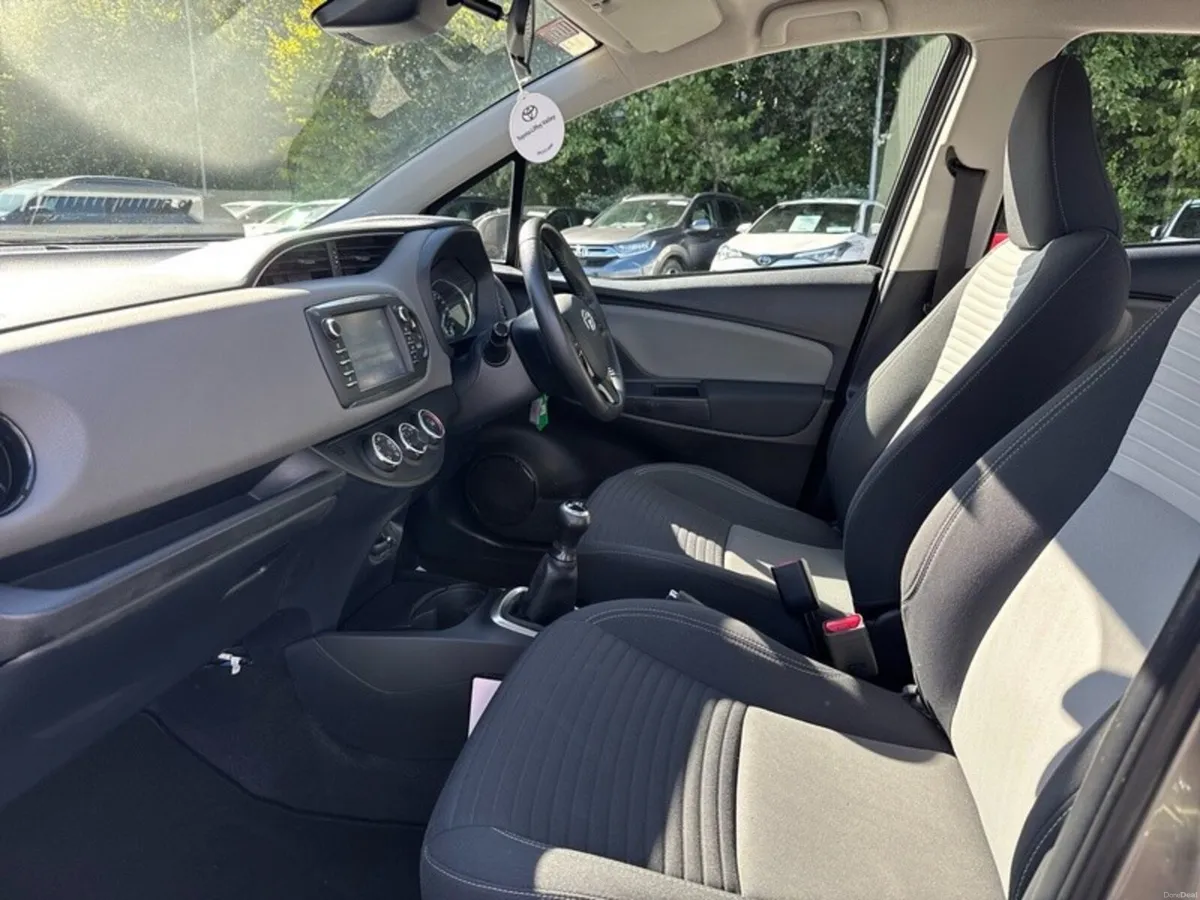Toyota Yaris YARIS 1.0 5DR LUNA - Image 6