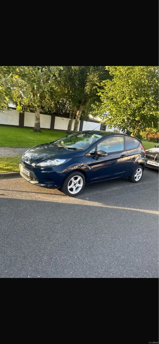 Ford fiesta - Image 6