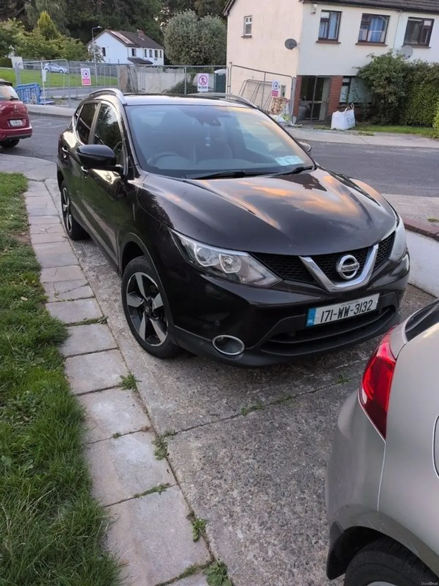 2017 Nissan Qashqai - Image 1