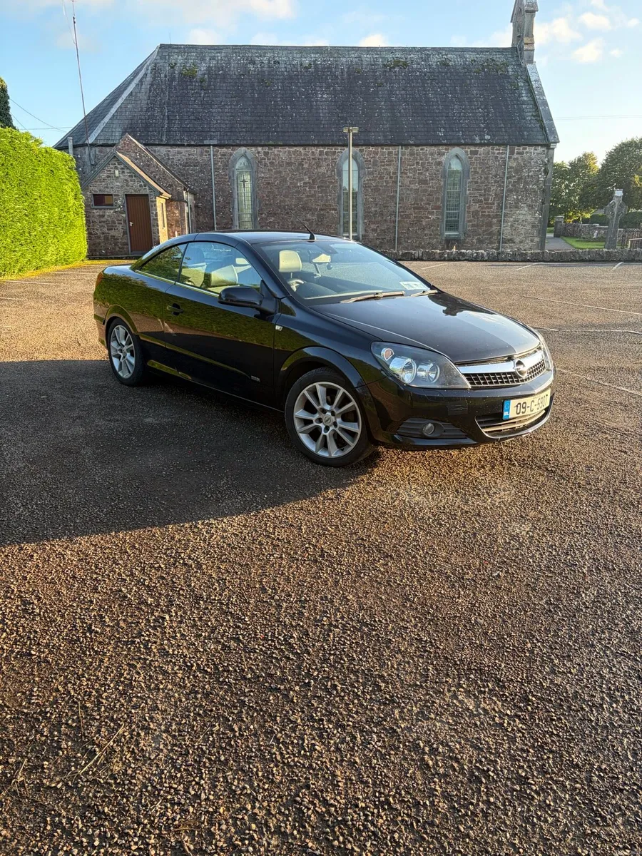 Opel Astra H TT convertible - Image 4