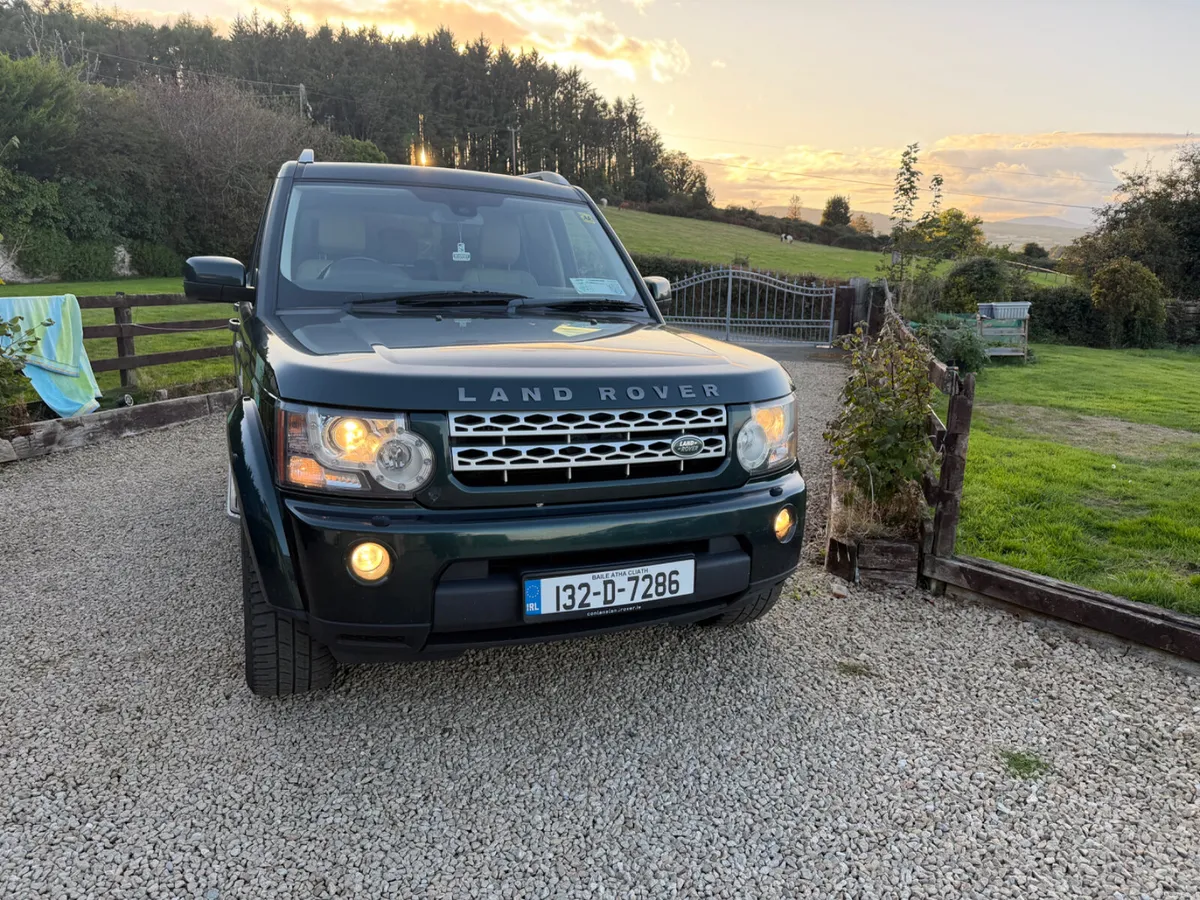 Land Rover Discovery 3.0 5 Seater Crew Cab 2013 - Image 3