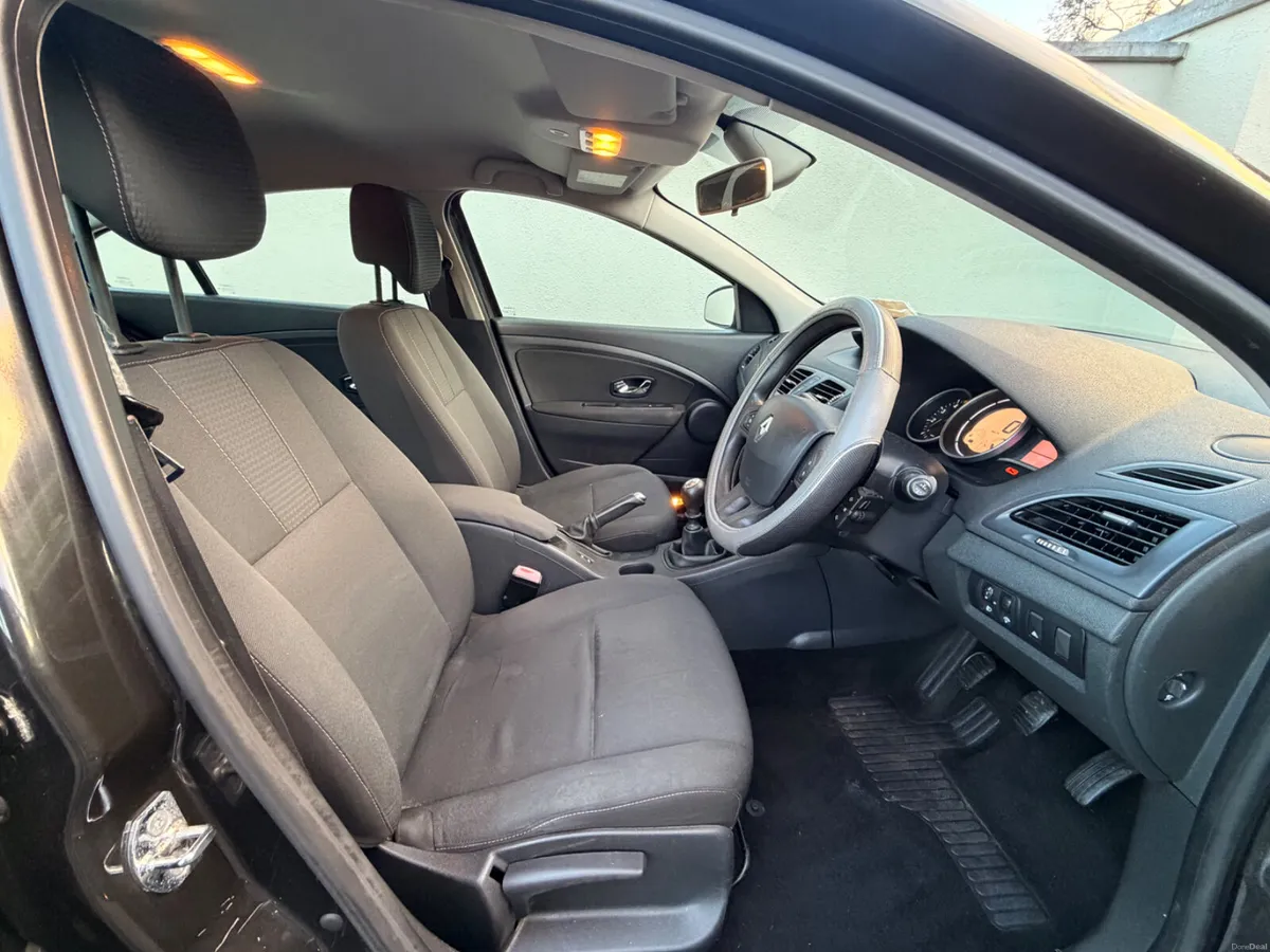 Renault Fluence 2012 - Image 5