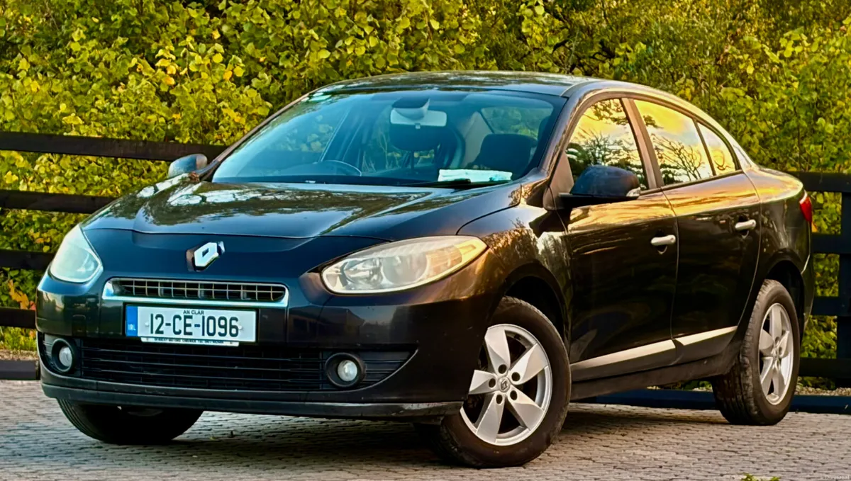 Renault Fluence 2012 - Image 2