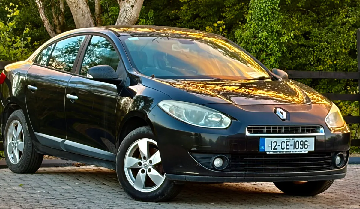 Renault Fluence 2012 - Image 1