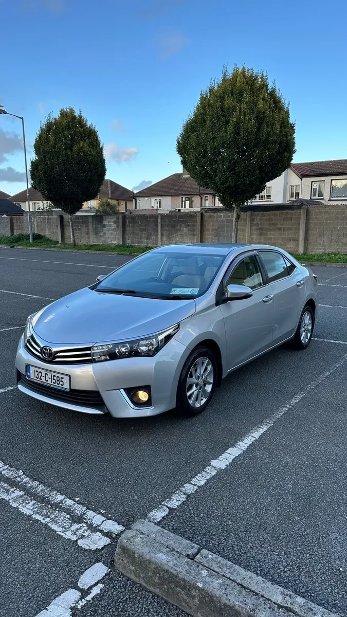 Corolla - Image 2