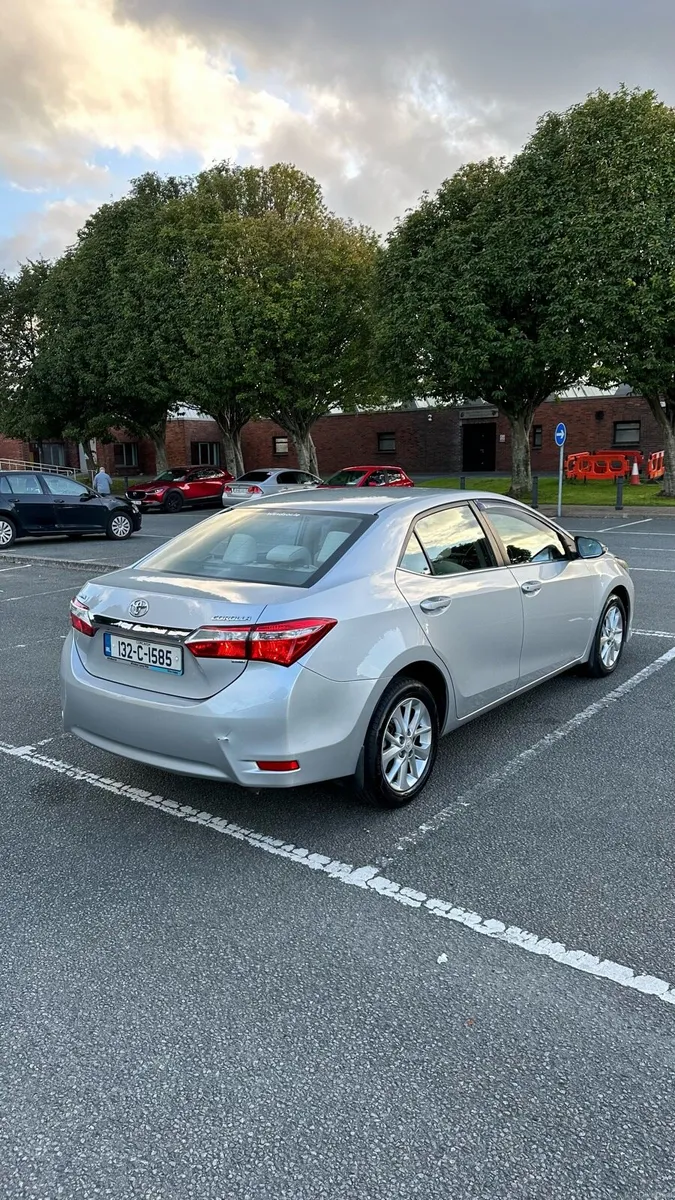 Corolla - Image 4