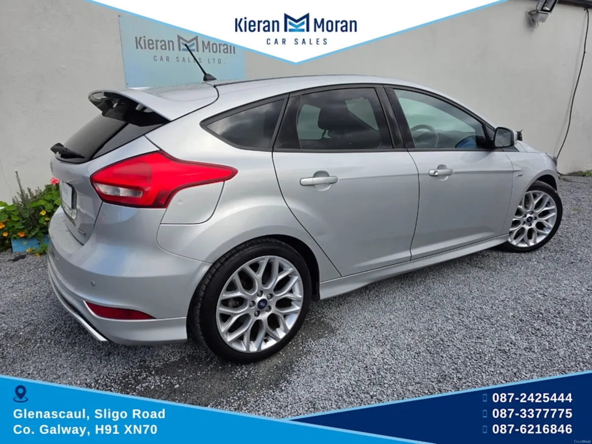 Ford Focus T ST-LINE ECOBOOST 125PS - Image 5
