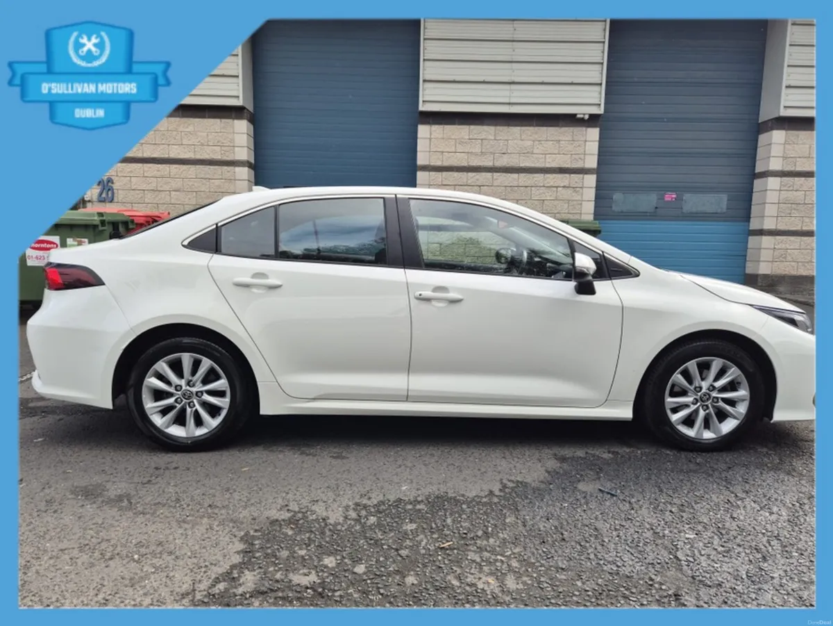Toyota Corolla /IRISH CAR/2023/HYBRID/AUTO - Image 4