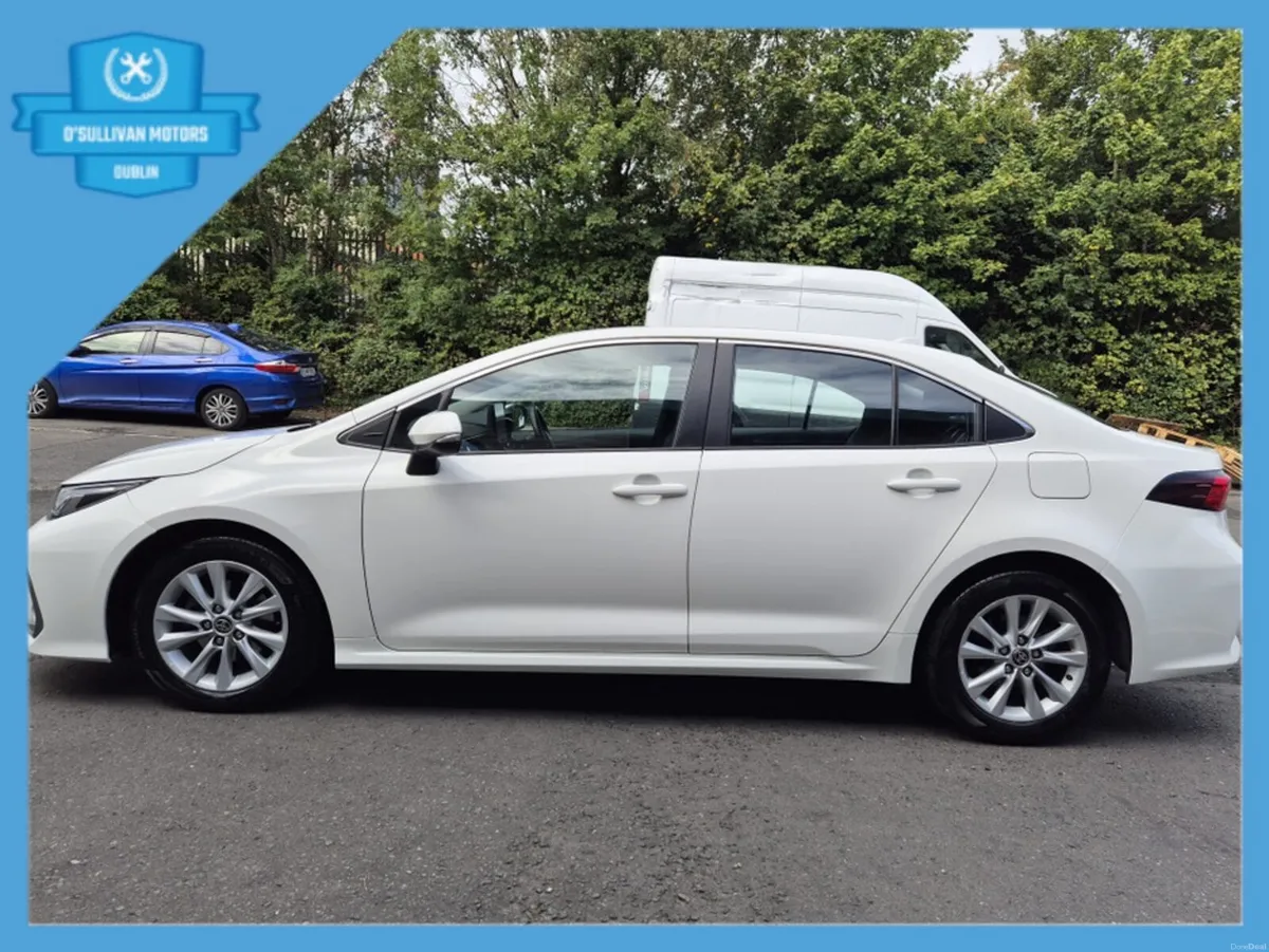 Toyota Corolla /IRISH CAR/2023/HYBRID/AUTO - Image 5