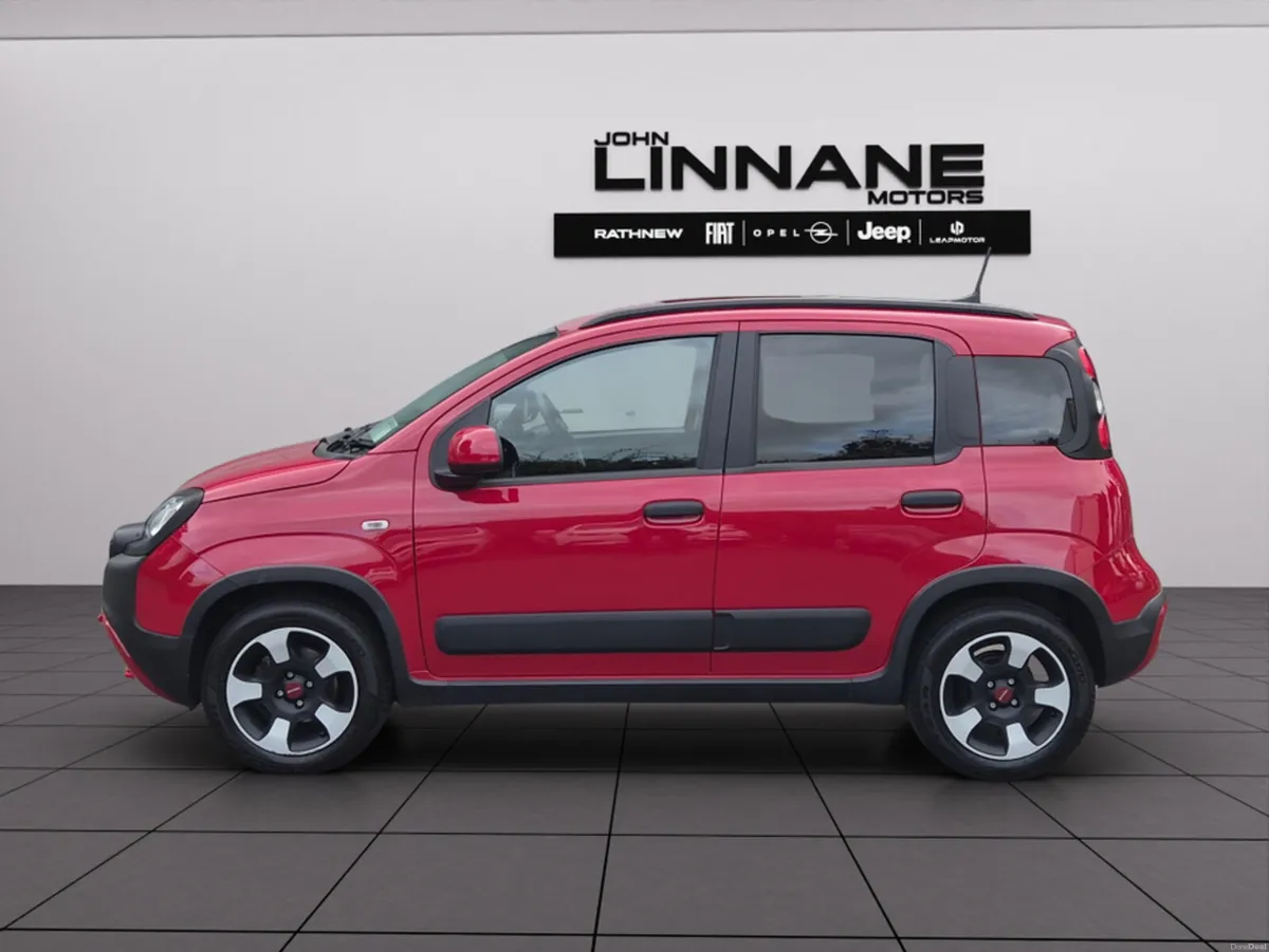 Fiat Panda 1.0 MHEV CROSS 5DR - Image 2