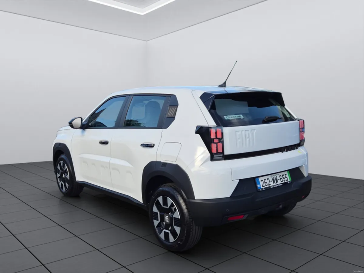 Fiat Panda ICON 44KWH 83KW 5DR AUTO - Image 3