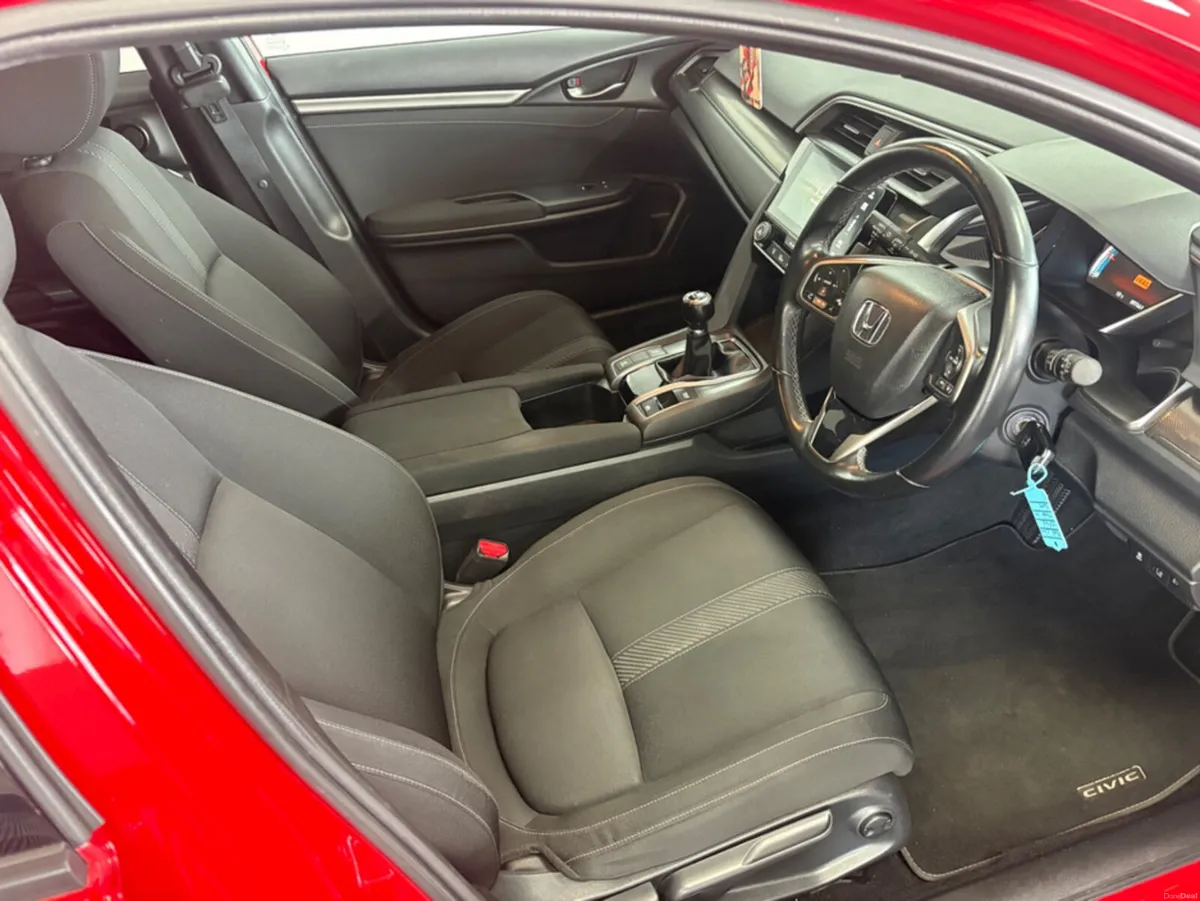 Honda Civic 1.0 VTEC 126 SR S/S 5DR 126PS - Image 6
