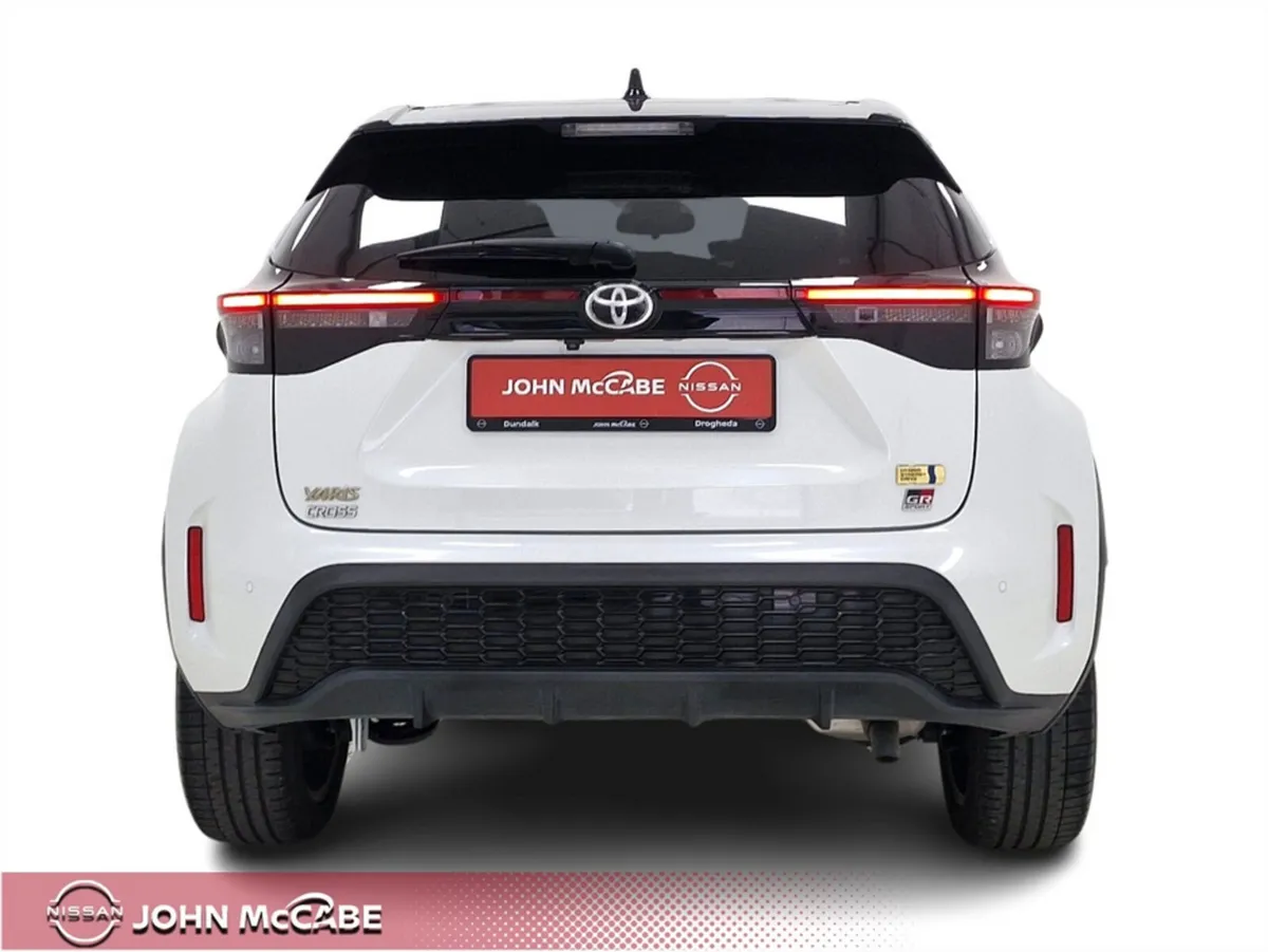 Toyota Yaris Cross HYBRID GR SPORT 2 TONE AUTOMATI - Image 6
