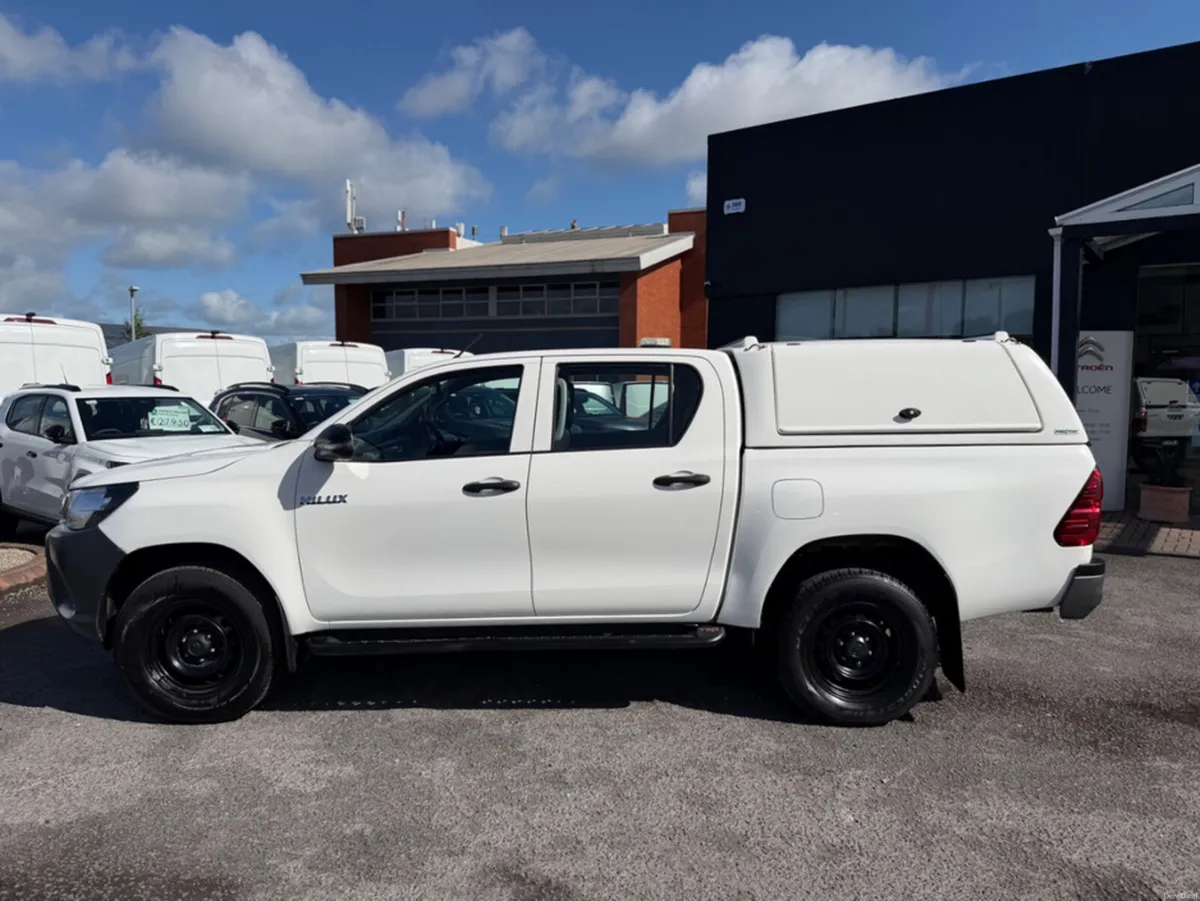 Toyota Hilux Toyota Hilux Double Cab - Image 3