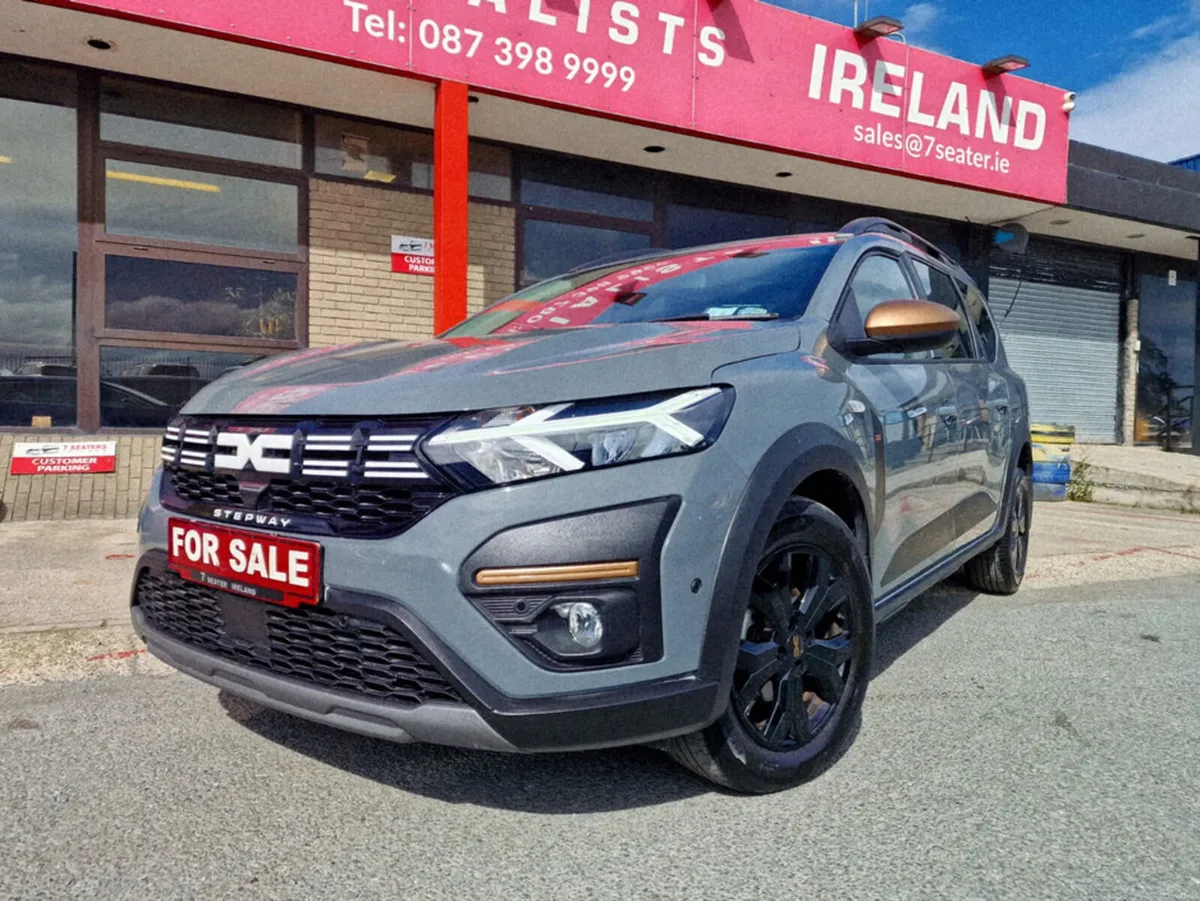 Dacia Jogger 7 seater EXTREME TCE110 GSR2 5DR 7sea - Image 2