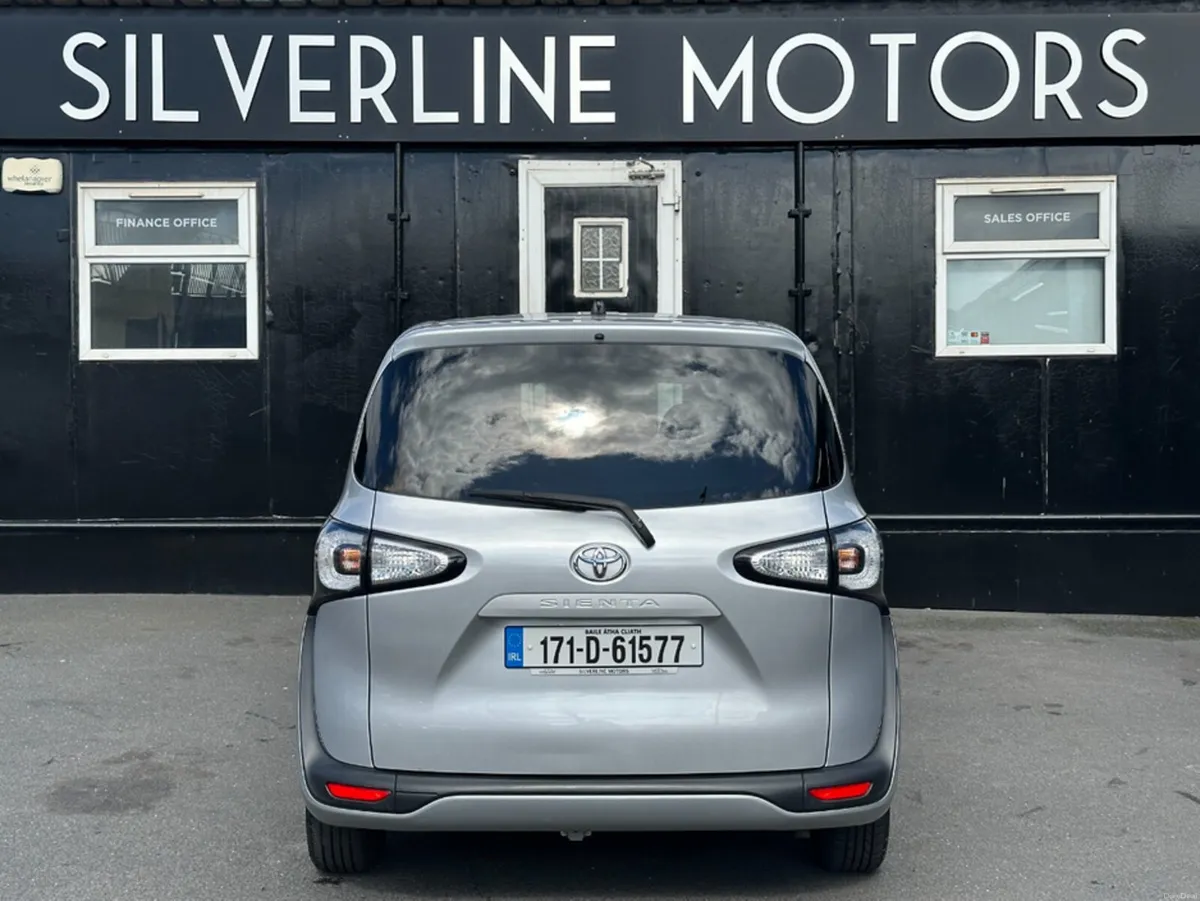 Toyota Sienta 1.5 HYBRID 7 SEATER AUTOMATIC - Image 4
