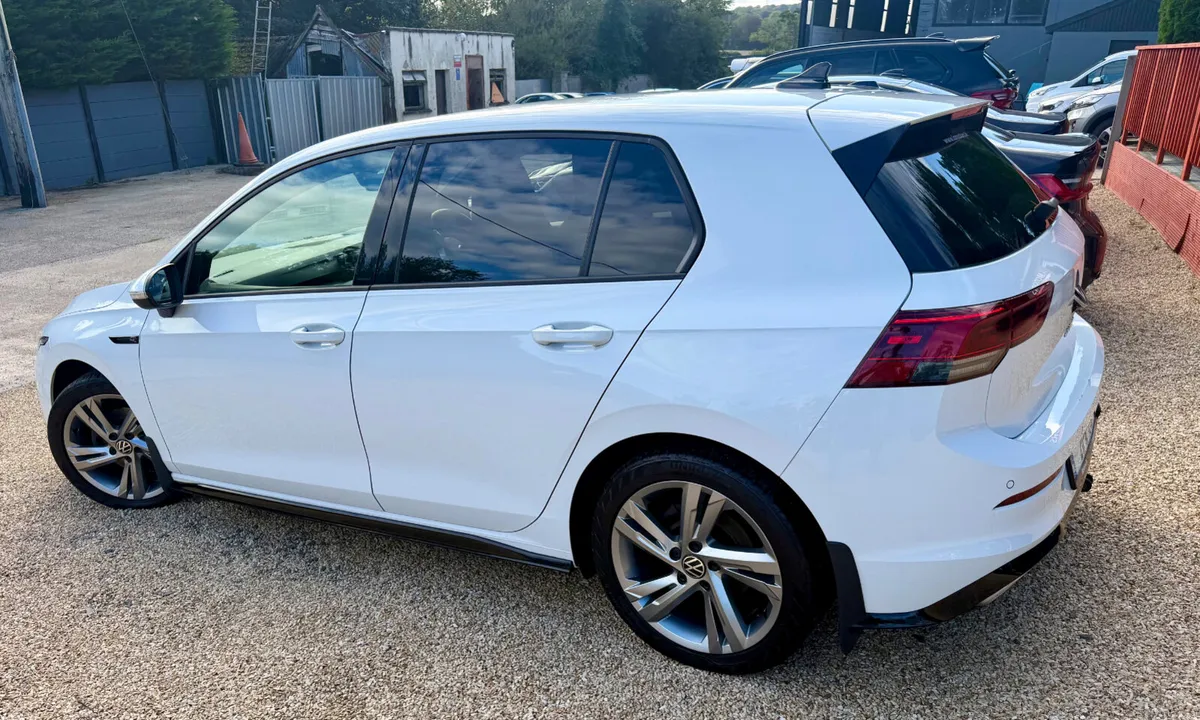 2021 Volkswagen Golf 1.5tsi R-Line - Image 3