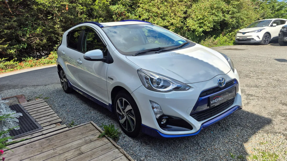 Toyota Aqua 1.5 Hybrid Automatic - Image 2