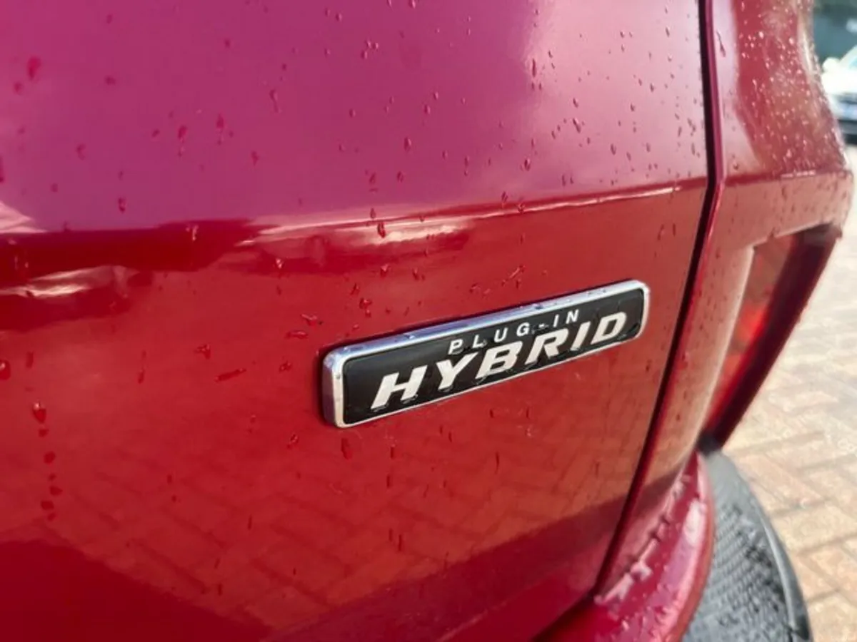 Ford Kuga Titanium PLUG IN HYBRID AUTOMATIC - Image 6
