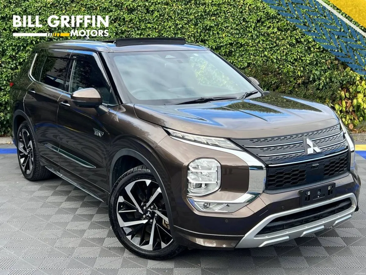 Mitsubishi Outlander 7-SEATER 2.4 HYBRID AUTO ** H - Image 1