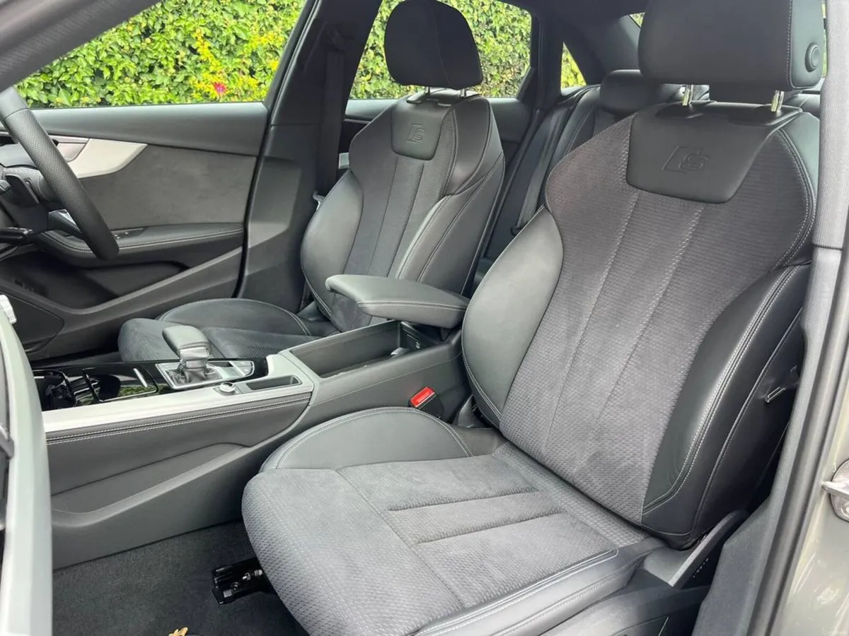 Audi A4 S-LINE 35 TDI 2.0 AUTO // LOW MILEAGE // A - Image 6