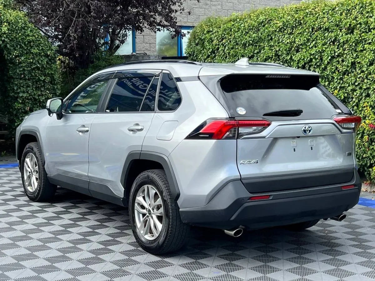 Toyota RAV4 AWD 2.5 HYBRID AUTO // REVERSE CAMERA - Image 5