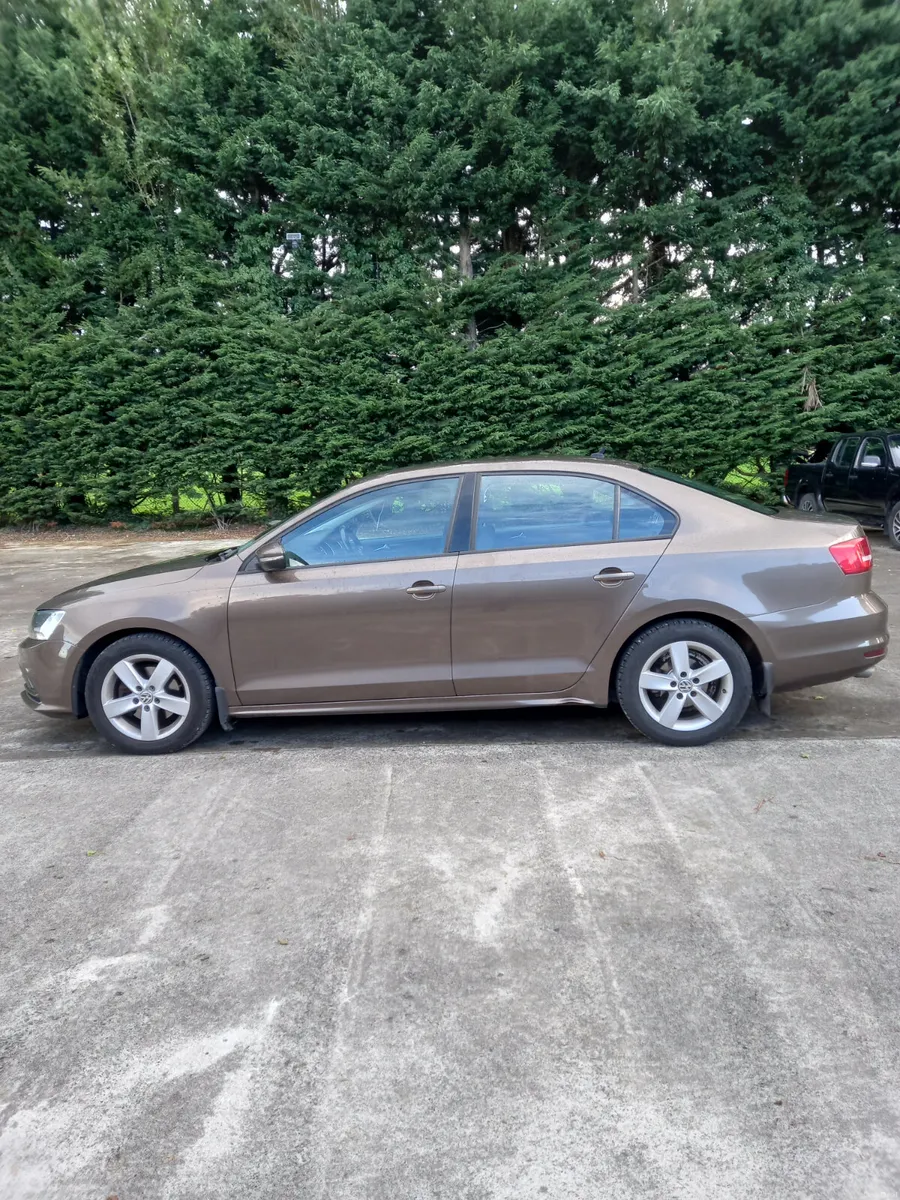 2016 Volkswagen Jetta 2L Diesel - Image 4