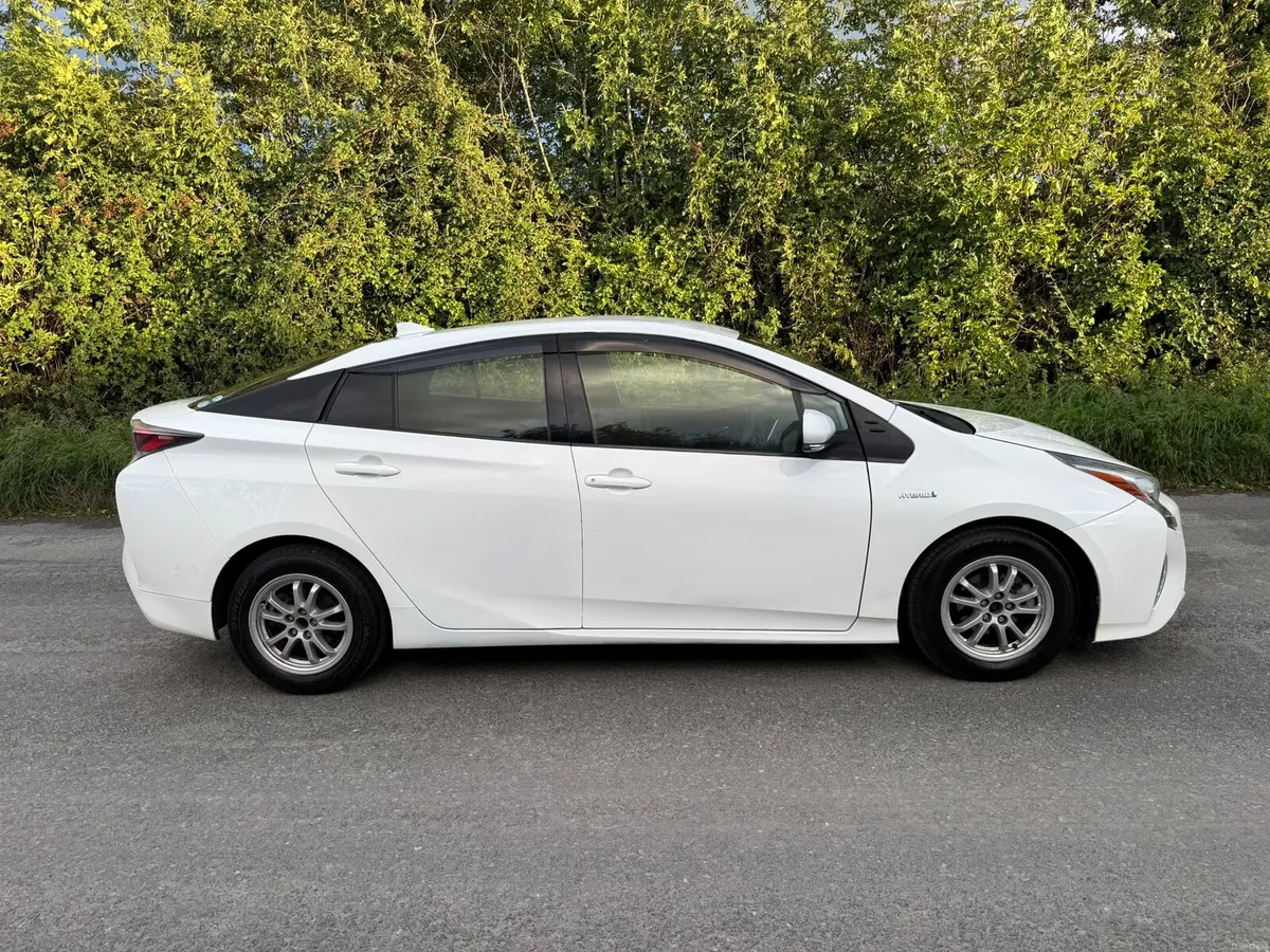 2016 Toyota Prius 1.8 Petrol Hybrid 131000km 03-28 - Image 2