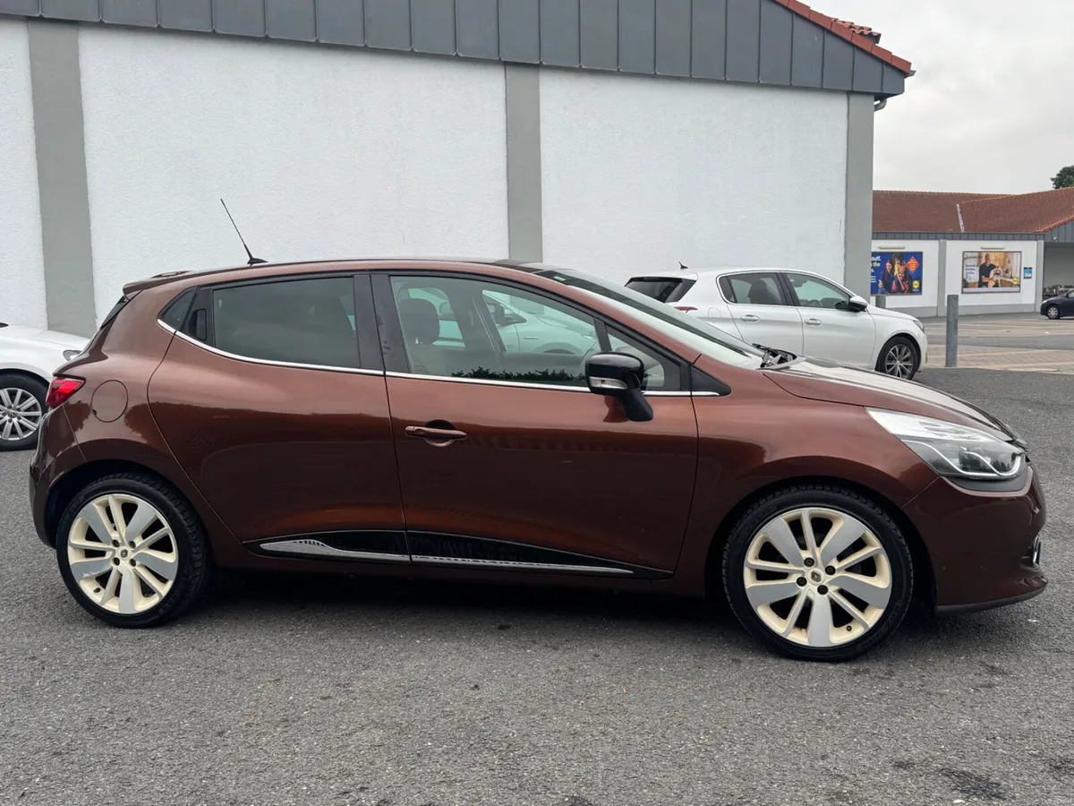 Renault Clio 2015 Automatic 1.2 Petrol - Image 4