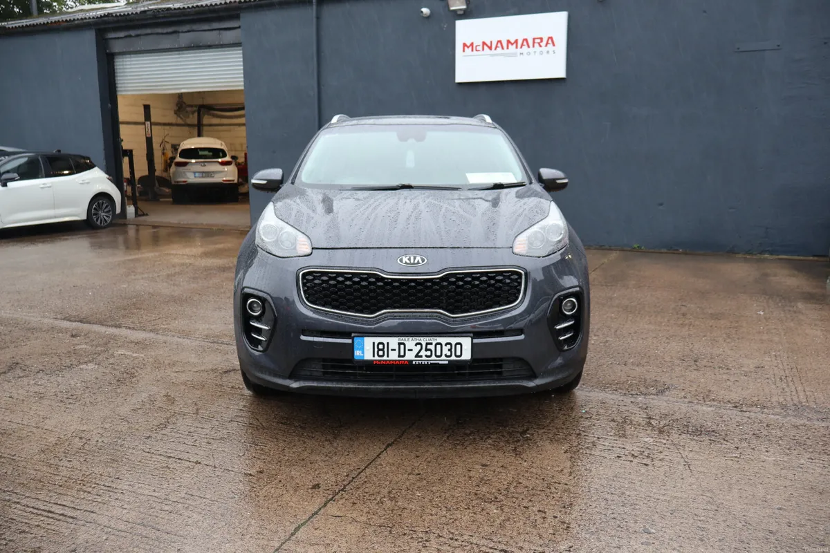 Kia Sportage Panoramic Roof Leather Apple CarPlay! - Image 4