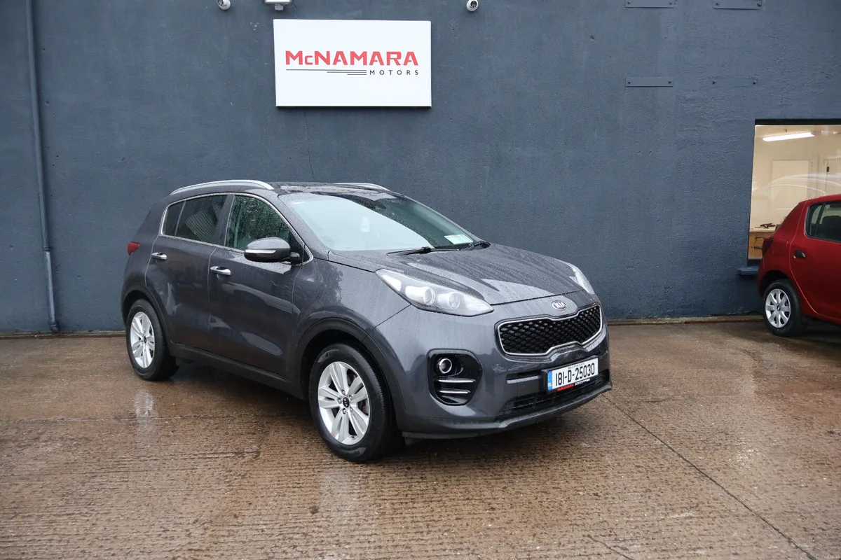 Kia Sportage Panoramic Roof Leather Apple CarPlay! - Image 1