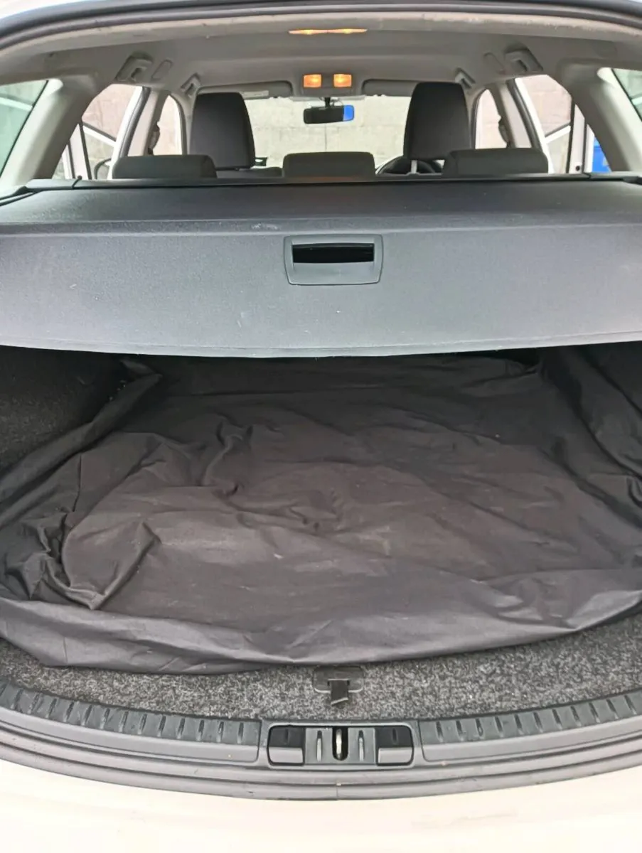 Toyota Auris estate 1.4 Diesel - Image 5
