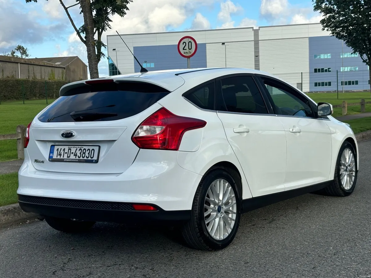 Ford Focus 1.0 ZETEC 5DR 2014 *NEW NCT 08/27* - Image 3