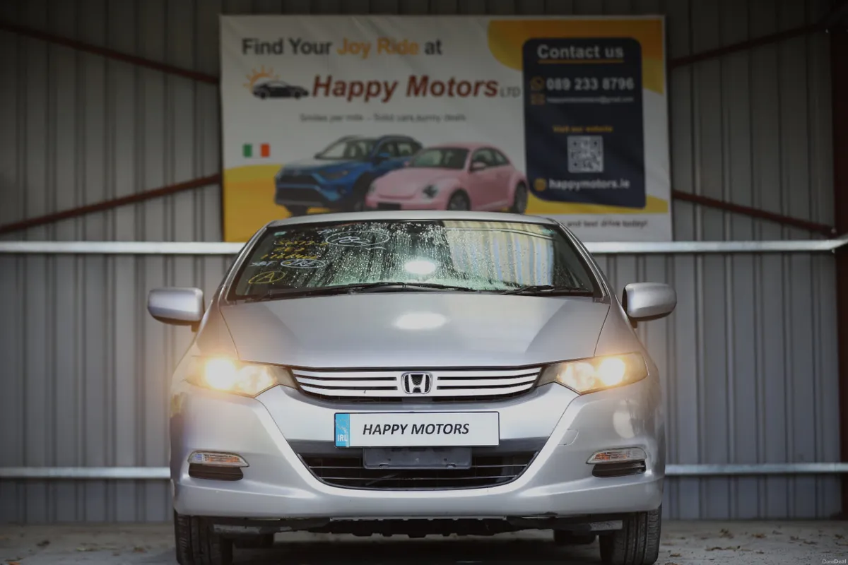 Honda Insight 2009 G package like new - Image 5