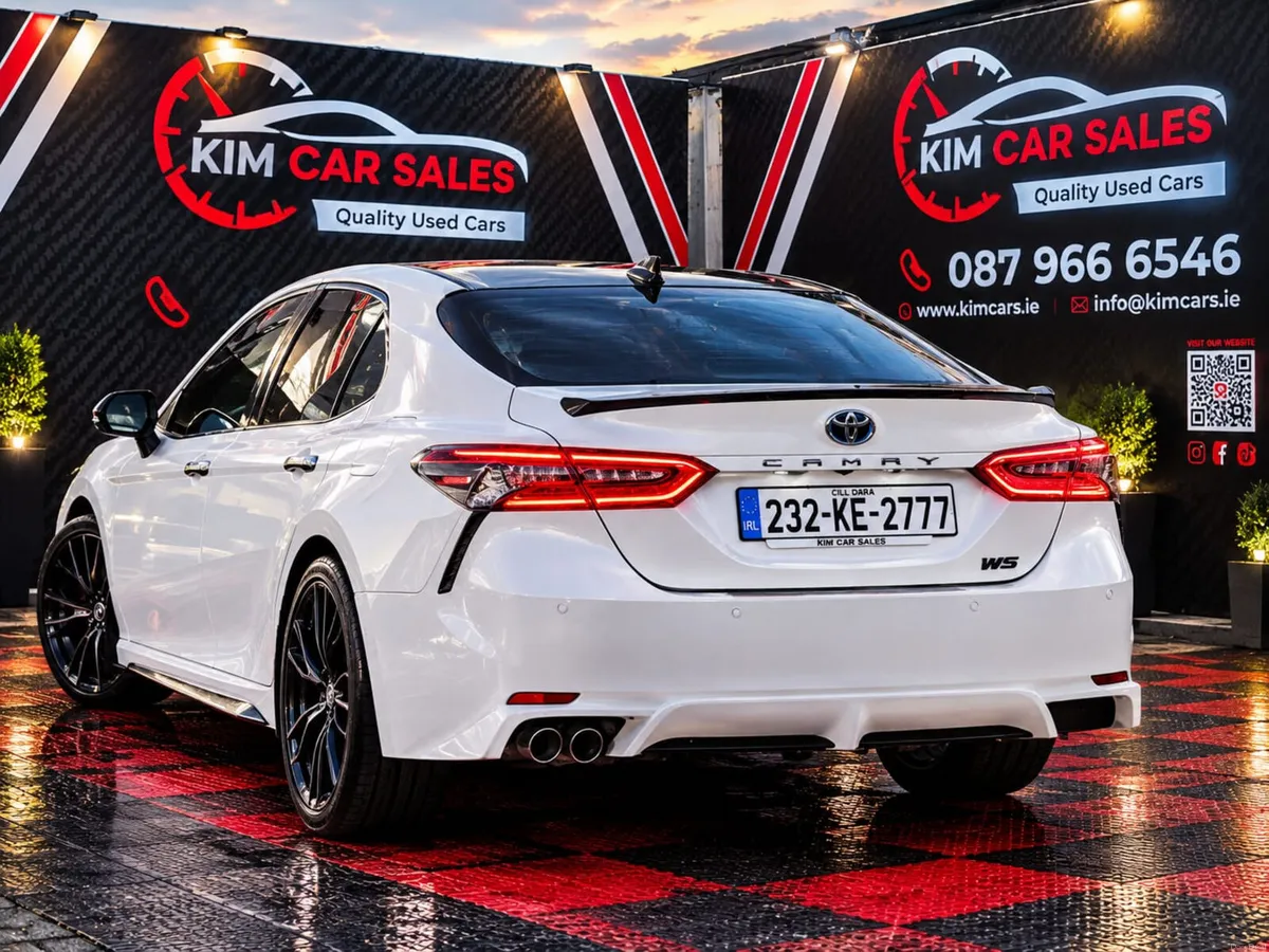 TOYOTA CAMRY WORLD SPORT EDITION / TOP SPEC 48k KM - Image 2