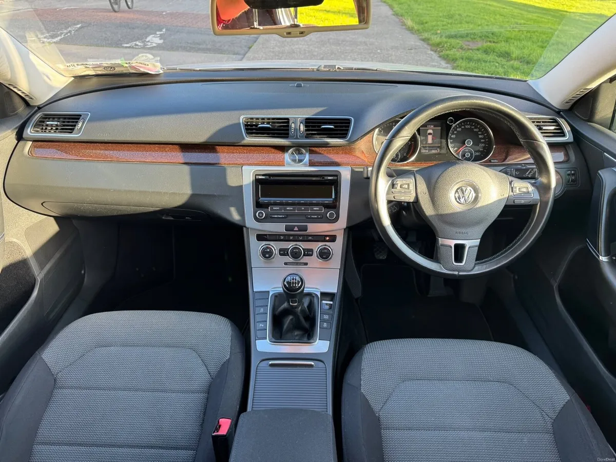 VW Passat Estate - Image 3