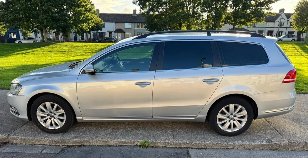 VW Passat Estate - Image 6
